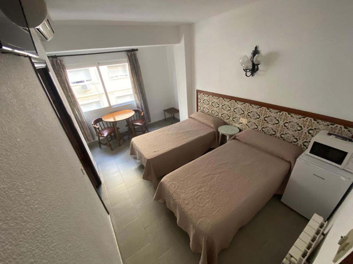 Pension Eurosol Гранада Экстерьер фото