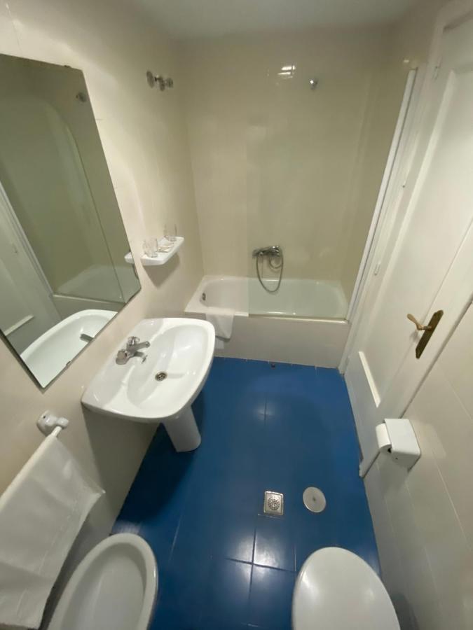 Pension Eurosol Гранада Экстерьер фото
